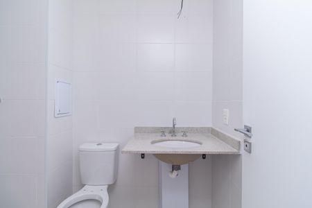 Banheiro de kitnet/studio à venda com 1 quarto, 24m² em Vila Mariana, São Paulo
