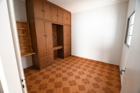 Quarto 2 de casa para alugar com 2 quartos, 74m² em Vila Santa Isabel, Campinas