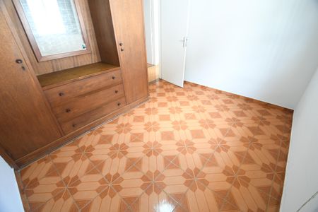 Quarto 1 de casa para alugar com 2 quartos, 74m² em Vila Santa Isabel, Campinas