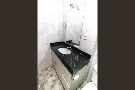 Apartamento à venda com 73m², 2 quartos e sem vaga Apartamento à venda com 73m², 2 quartos e sem vagaBanheiro