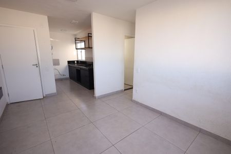 Sala de apartamento para alugar com 2 quartos, 42m² em Vila Cerrado 2, Goiânia