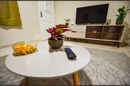 Sala de apartamento para alugar com 1 quarto, 45m² em Engenho de Dentro, Rio de Janeiro