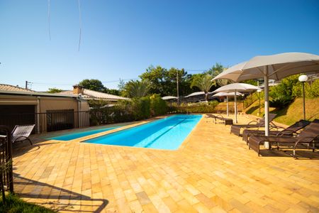 Apartamento à venda com 200m², 2 quartos e 1 vaga Apartamento à venda com 200m², 2 quartos e 1 vagaÁrea comum - Piscina