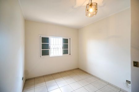 Casa para alugar com 400m², 3 quartos e 7 vagas Casa para alugar com 400m², 3 quartos e 7 vagasQuarto 02