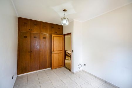 Casa para alugar com 400m², 3 quartos e 7 vagas Casa para alugar com 400m², 3 quartos e 7 vagasQuarto 03