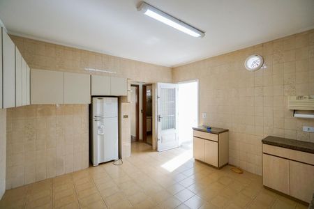 Casa para alugar com 400m², 3 quartos e 7 vagas Casa para alugar com 400m², 3 quartos e 7 vagasCozinha