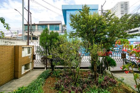 Casa para alugar com 400m², 3 quartos e 7 vagas Casa para alugar com 400m², 3 quartos e 7 vagasVista da sala