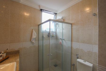 Apartamento à venda com 219m², 4 quartos e 2 vagas Apartamento à venda com 219m², 4 quartos e 2 vagasBanheiro Social