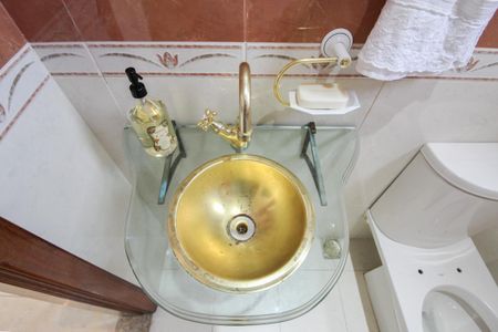 Apartamento à venda com 219m², 4 quartos e 2 vagas Apartamento à venda com 219m², 4 quartos e 2 vagasLavabo