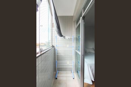 Apartamento à venda com 219m², 4 quartos e 2 vagas Apartamento à venda com 219m², 4 quartos e 2 vagasSuíte 1 - Varanda