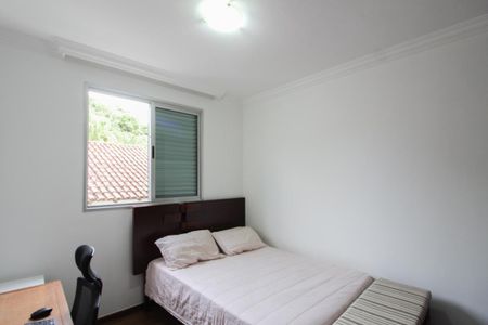 Apartamento à venda com 219m², 4 quartos e 2 vagas Apartamento à venda com 219m², 4 quartos e 2 vagasQuarto 2