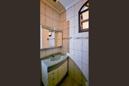 Casa para alugar com 194m², 3 quartos e 2 vagasBanheiro