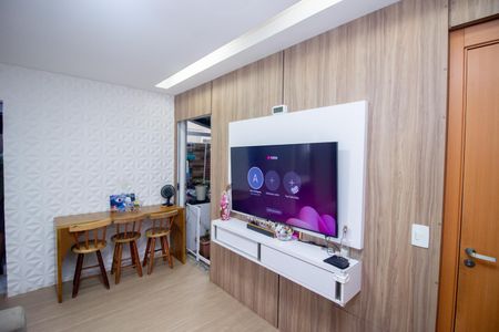 Sala de apartamento à venda com 2 quartos, 48m² em Empresarial do Mandu, Contagem