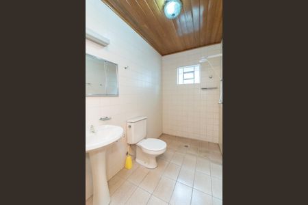 Casa à venda com 250m², 2 quartos e 2 vagasBanheiro 1