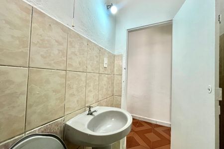 Banheiro de casa para alugar com 1 quarto, 29m² em Americanópolis, São Paulo