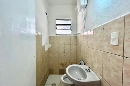 Banheiro de casa para alugar com 1 quarto, 29m² em Americanópolis, São Paulo