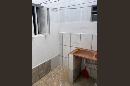 Área de serviço de casa para alugar com 2 quartos, 68m² em Vila Nova, Mesquita