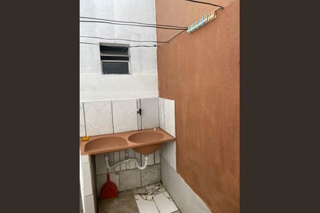 Casa para alugar com 68m², 2 quartos e sem vagaÁrea de serviço