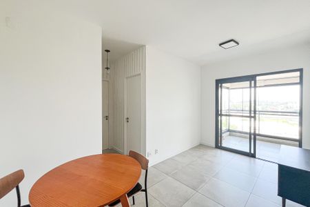 Apartamento à venda com 62m², 2 quartos e 1 vagaSala