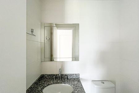 Apartamento à venda com 62m², 2 quartos e 1 vagaBanheiro Social