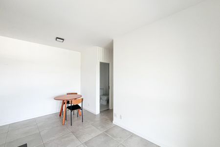 Apartamento à venda com 62m², 2 quartos e 1 vagaSala