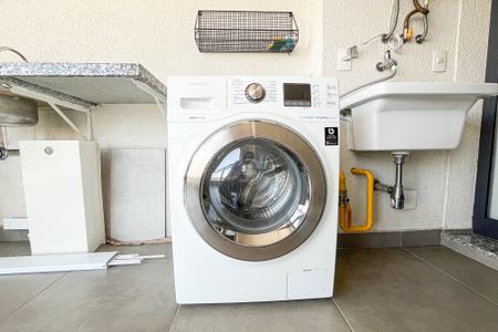 Apartamento à venda com 62m², 2 quartos e 1 vagaÁrea de Serviço