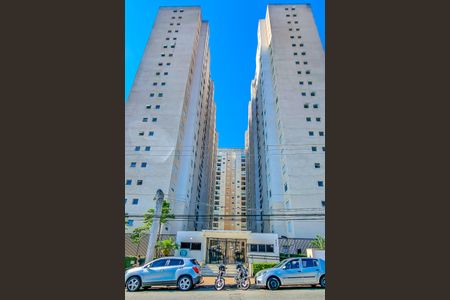 Apartamento à venda com 56m², 2 quartos e 1 vagaFachada e portaria