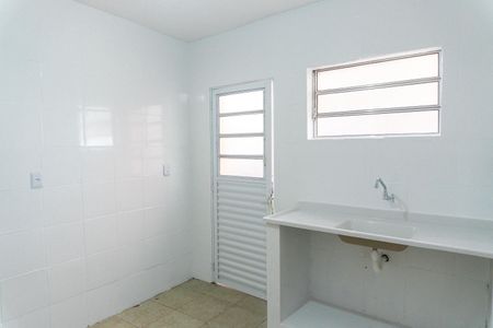Cozinha de casa para alugar com 1 quarto, 26m² em Americanópolis, São Paulo