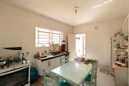 Casa à venda com 300m², 3 quartos e 2 vagasCozinha