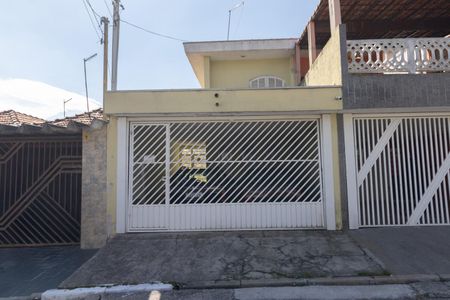 Casa à venda com 300m², 3 quartos e 2 vagasFachada