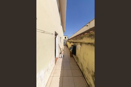 Casa à venda com 300m², 3 quartos e 2 vagasCorredor
