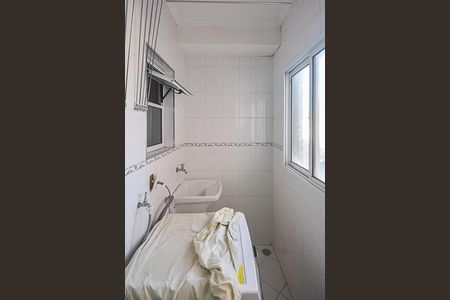 Apartamento à venda com 57m², 2 quartos e 1 vaga Apartamento à venda com 57m², 2 quartos e 1 vagaCozinha e Área de Serviço