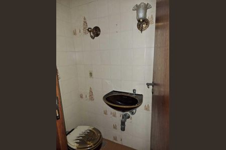 Apartamento para alugar com 80m², 2 quartos e sem vagaBanheiro