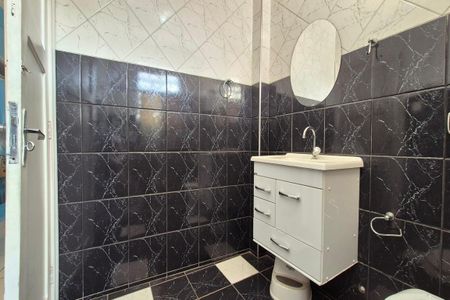 Apartamento para alugar com 79m², 2 quartos e sem vagaBanheiro