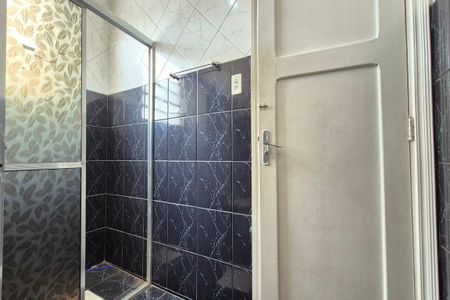 Apartamento para alugar com 79m², 2 quartos e sem vagaBanheiro