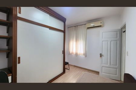 Casa para alugar com 211m², 3 quartos e 1 vagaQuarto 3
