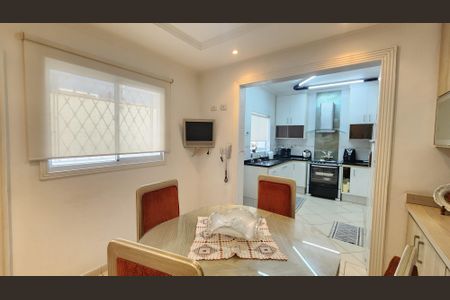 Casa para alugar com 211m², 3 quartos e 1 vagaCopa