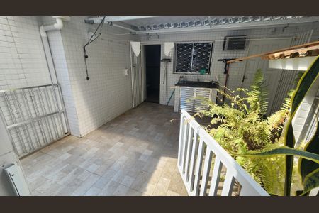 Casa para alugar com 211m², 3 quartos e 1 vagaQuintal