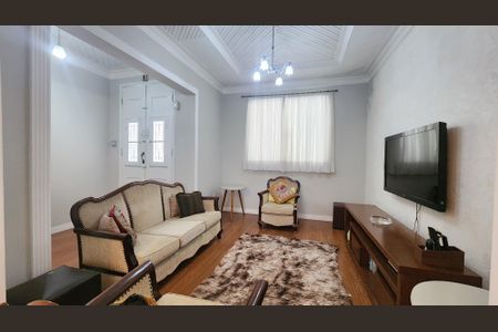 Casa para alugar com 211m², 3 quartos e 1 vagaSala