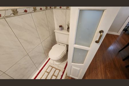 Casa para alugar com 211m², 3 quartos e 1 vagaLavabo