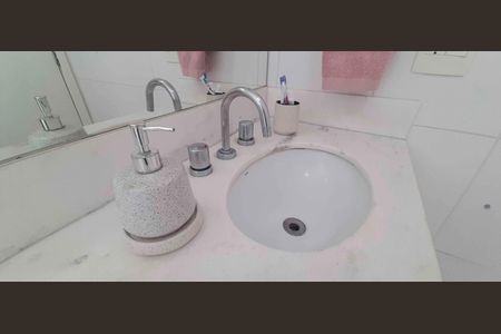 Apartamento à venda com 113m², 3 quartos e 2 vagasBanheiro da Suíte