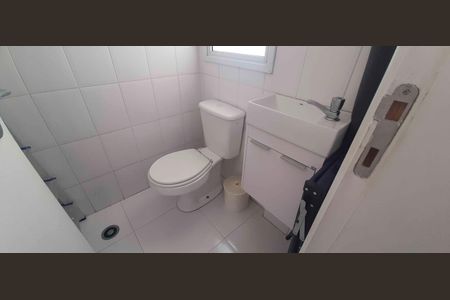 Apartamento à venda com 113m², 3 quartos e 2 vagasBanheiro da Área de Serviço