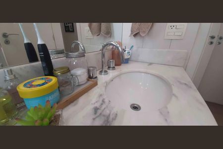 Apartamento à venda com 113m², 3 quartos e 2 vagasBanheiro dos Quartos