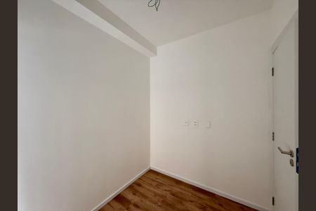 Apartamento à venda com 67m², 2 quartos e 1 vagaQuarto 2