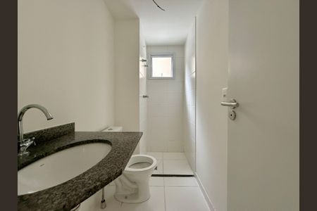 Apartamento à venda com 67m², 2 quartos e 1 vagaBanheiro 