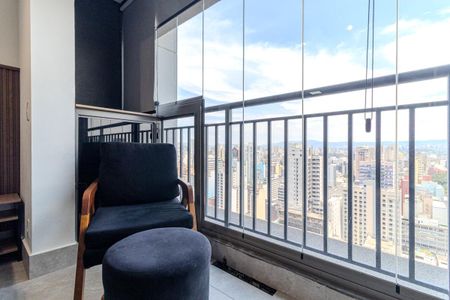 Varanda de kitnet/studio para alugar com 1 quarto, 22m² em República, São Paulo