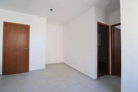 Sala de apartamento para alugar com 2 quartos, 50m² em Shopping Park, Uberlândia