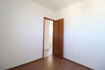 Quarto 1 de apartamento para alugar com 2 quartos, 50m² em Shopping Park, Uberlândia