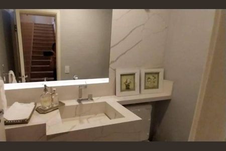 Casa à venda com 4 quartos, 430m² em Bela Aliança, São Paulo