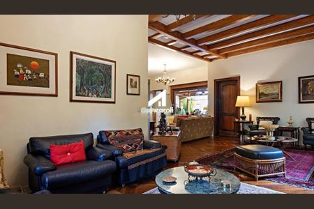 Casa à venda com 4 quartos, 420m² em Pacaembu, São Paulo